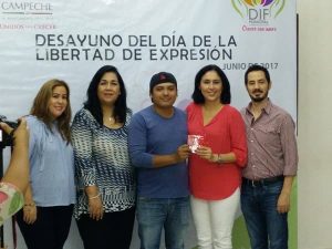 convivió con los medios de comunicación por el Día de la Libertad de Expresión