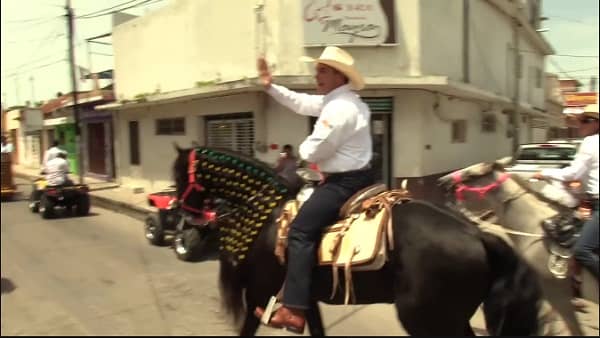 Gobernador de Campeche Cabalgando