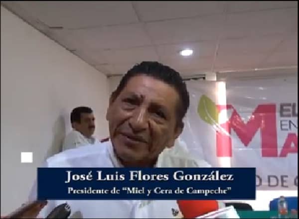 José Flores González.