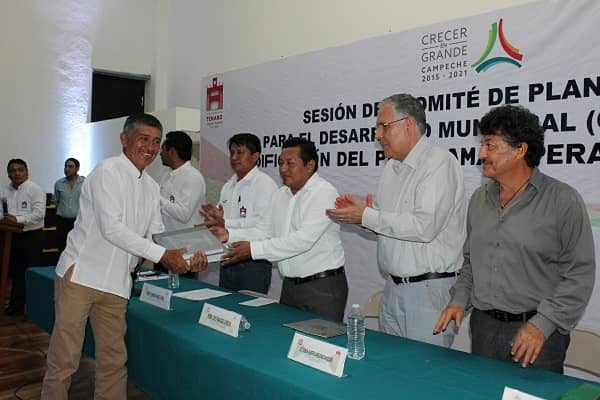 Sesión ordinaria del Comité de Planeación para el Desarrollo Municipal (Coplademun), en el municipio de Tenabo